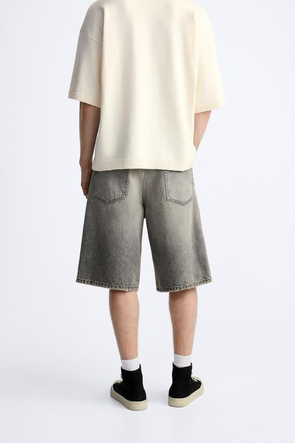 ZARA ДЖИНСОВЫЕ ШОРТЫ BAGGY-FIT, СЕРЫЙ