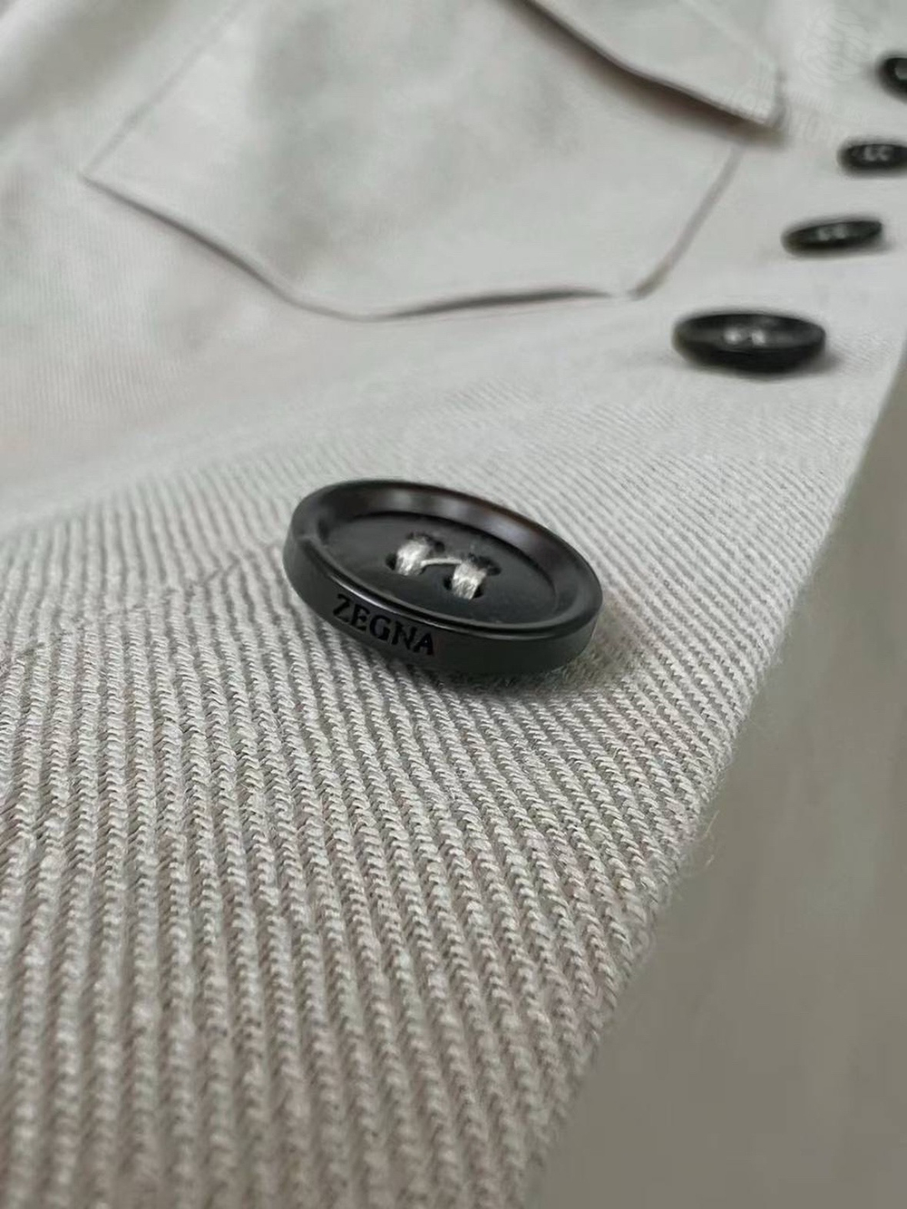 Льняной костюм Ermenegildo Zegna