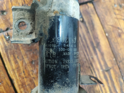 Амортизатор передний правый Suzuki Vitara 2 14-нв Б/У Оригинал 4160154PA