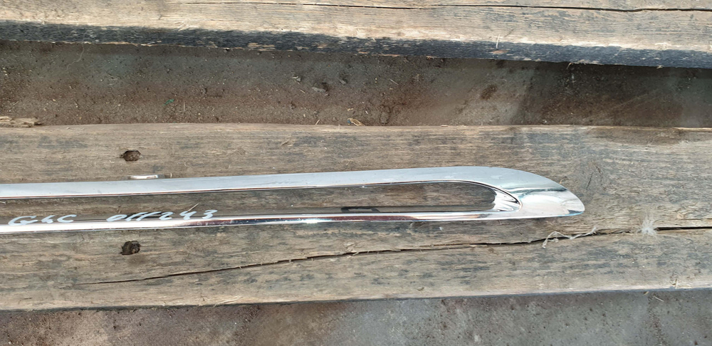 Молдинг решетки радиатора Mercedes GLC (X253) 15-19 Б/У Оригинал A2538880485