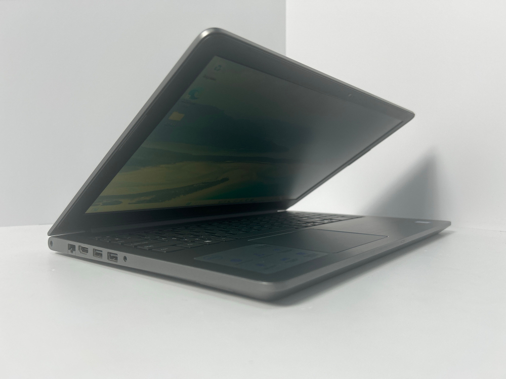 Ноутбук Dell Vostro 15 5568 15.6"/Intel Core i3-7100U/RAM 4 GB/HDD 500 GB/GeForce 940MX/1366*768/TN/Windows 11/Подсветка кл-ры: не/Серый. Состояние: B2