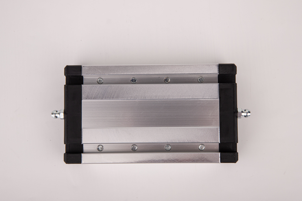 Подшипник линейный Isel 223100. Каретка фланцевая. Оригинал. Пр-во Германия.