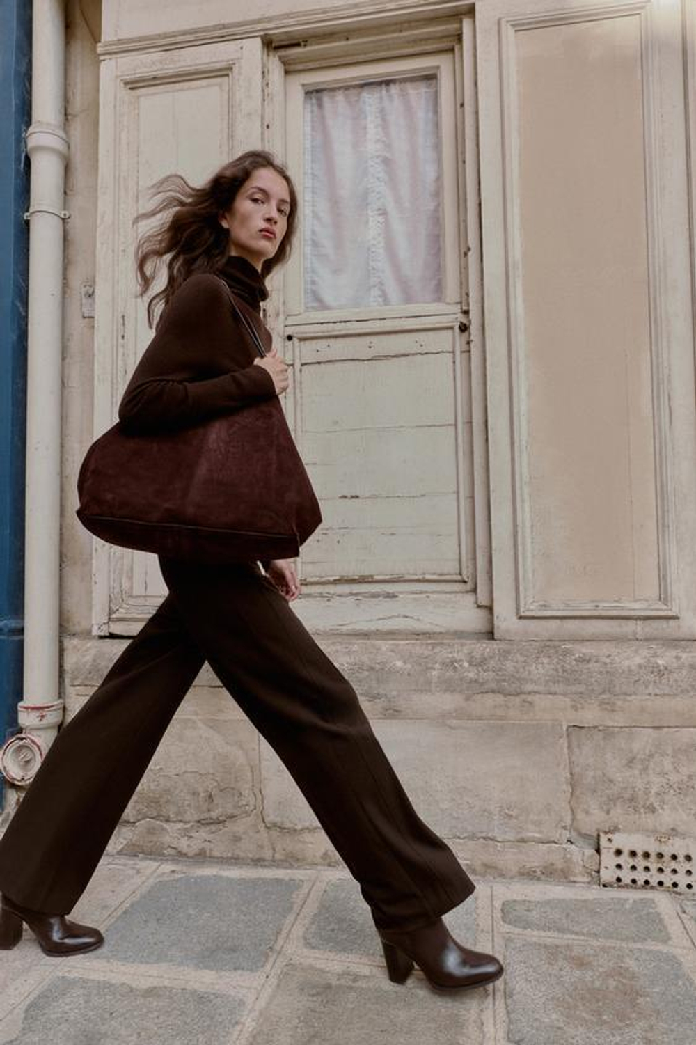 ZARA БРЮКИ ПРЯМОГО КРОЯ СО СРЕДНЕЙ ПОСАДКОЙ, КОРИЧНЕВЫЙ