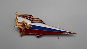 Уголок на берет Триколор, большой, на закрутке