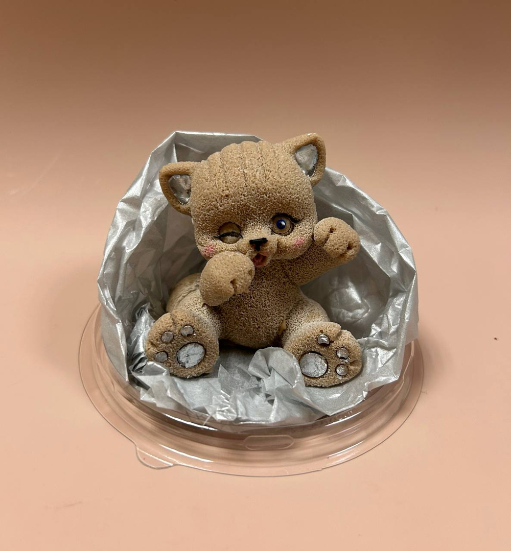 Фигурка из шоко глазури «Котик Митя» бежевый/серебро