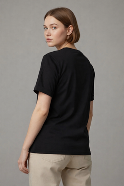 Футболка Нинель черная для парикмахера