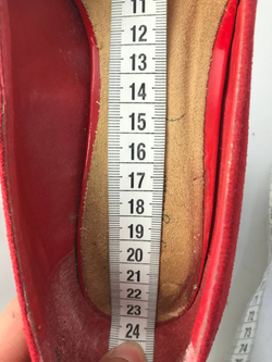 Туфли New Look лаконичные 37 размер