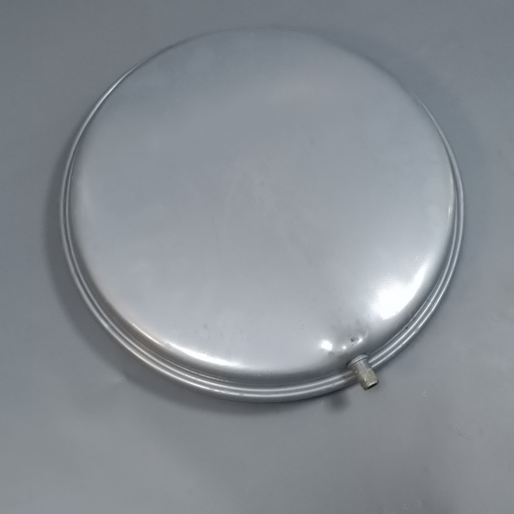 Б/У Расширительный бак для котлов ARISTON, Bosch, Buderus, Oazis, Ferroli 8 литров 3/8"
