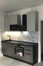 Кухня из ЛДСП Kronospan с торцевыми ручками