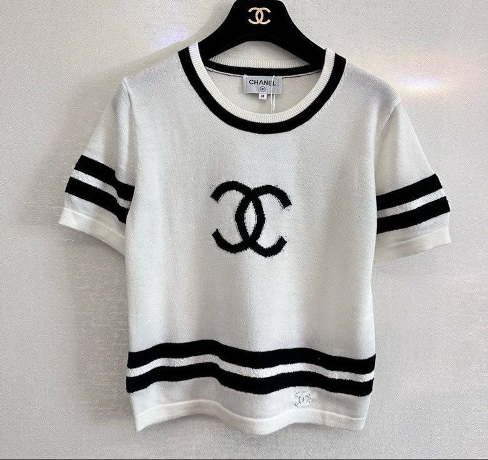 Топ Chanel