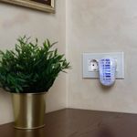 Уничтожитель насекомых инсектицидный с ультрафиолетовой лампой, S 20м², 220В REXANT