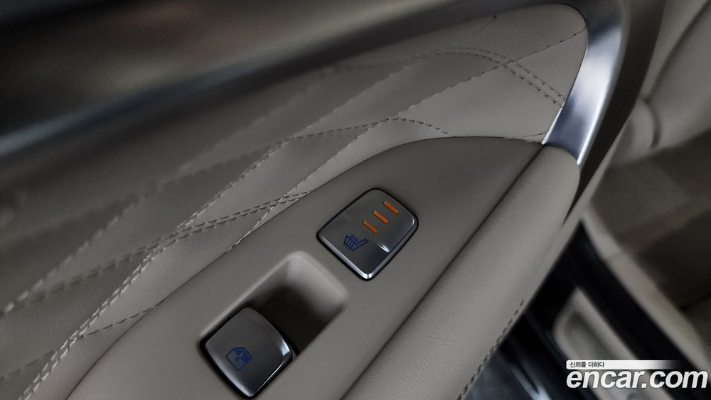 Genesis G70 2.0T AWD (07.2020)