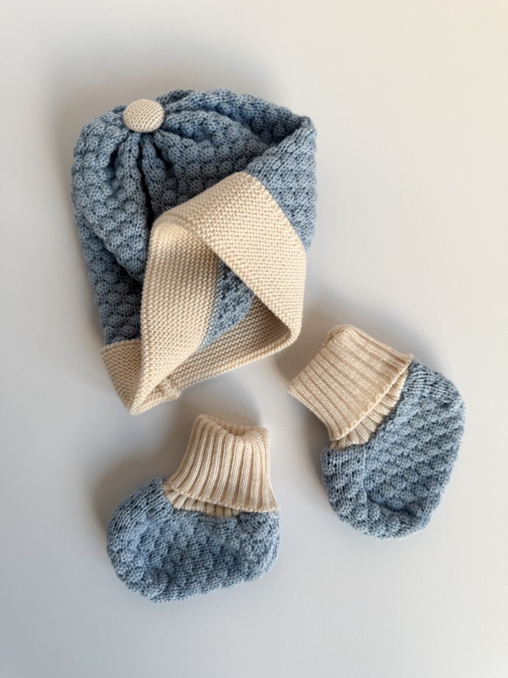 Новый шерстяной комплект с мишкой Preat o Porter, 68