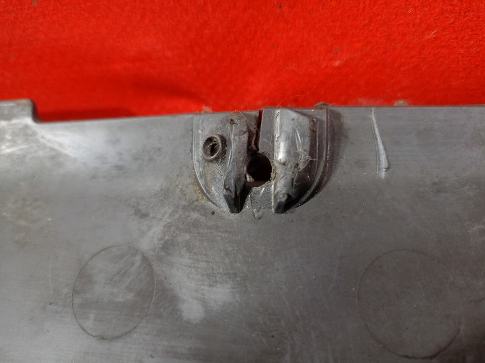 Панель обдува лобового стекла