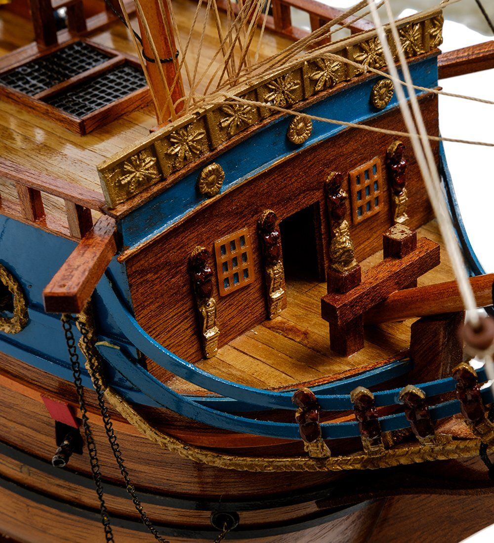 GAEM Art SPK-18 Модель российского линейного корабля 1700г. «Goto Predestinatsia»