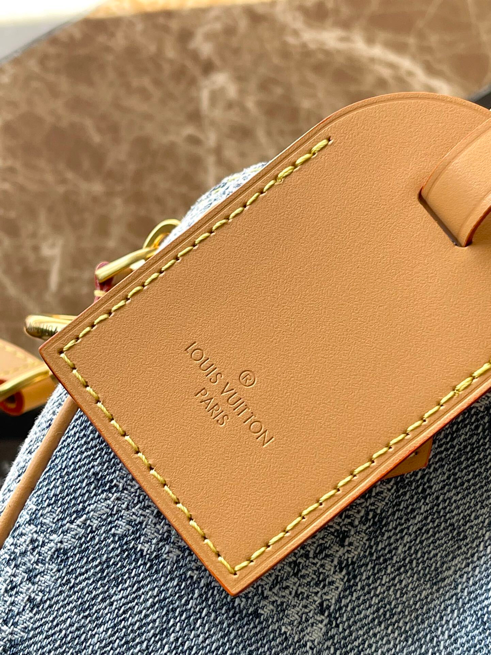 Louis Vuitton Speedy 18