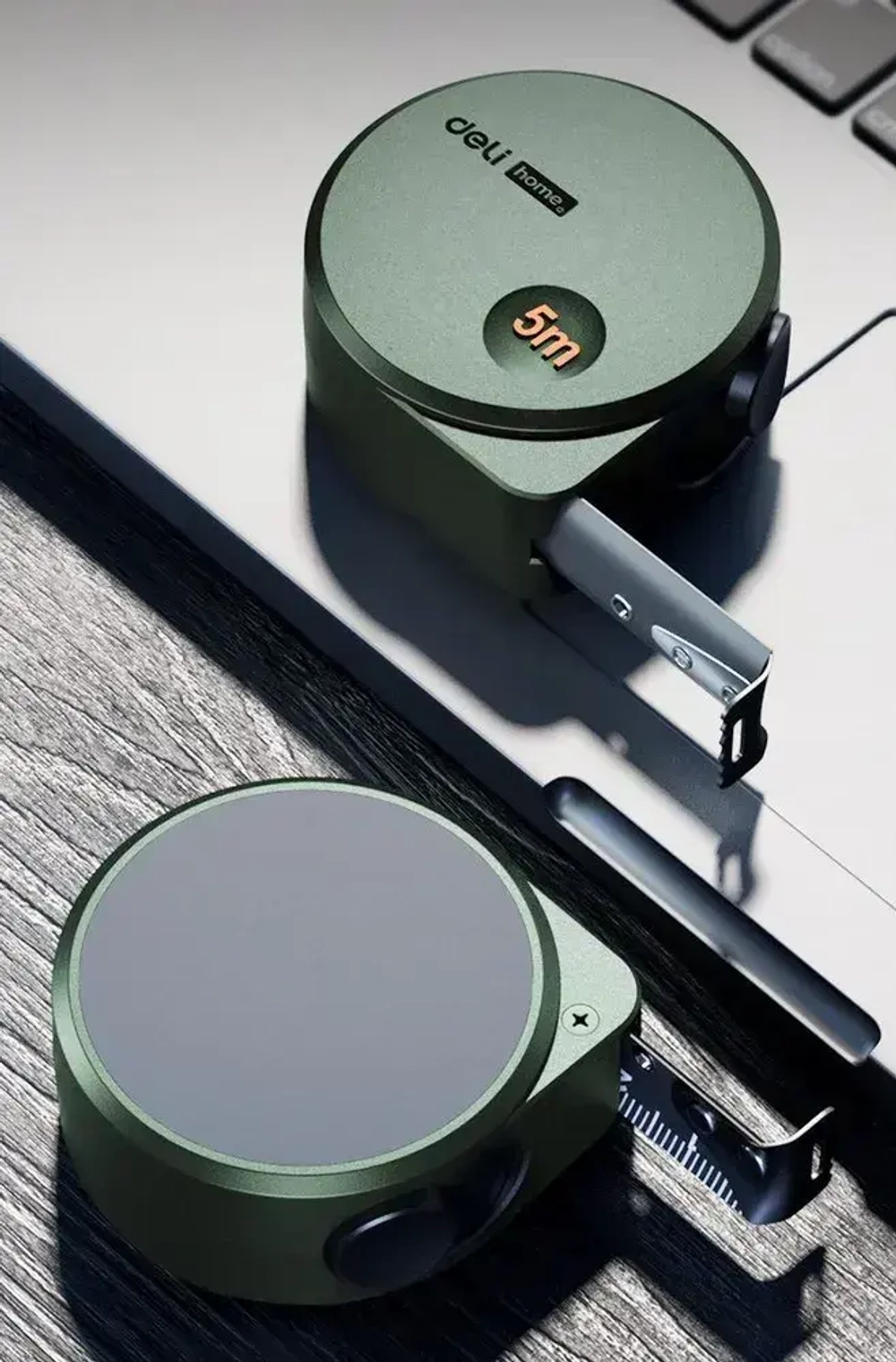 Рулетка "Home Series Green" Deli HT8519L 5мх19мм (Эксклюзивный дизайн, корпус из софттач пластика, противоскользящая резиновая вставка, подарочная упаковка)