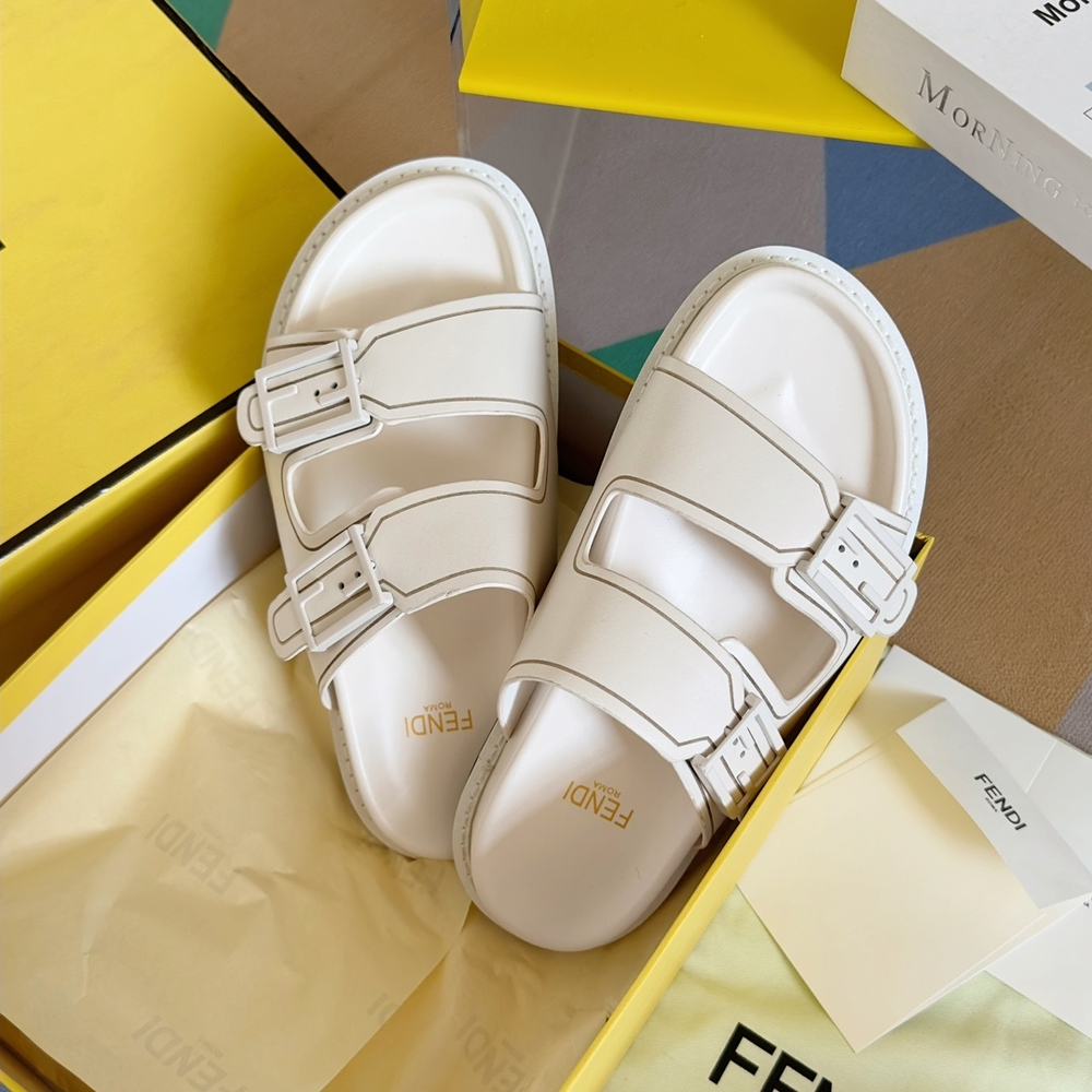 Fendi Feel Slides