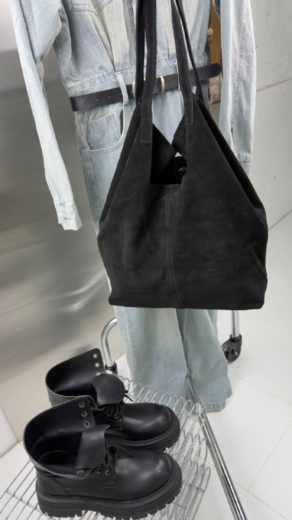 Сумка-мешок женская натуральная замша артикул 610-51 цвет "чёрный"