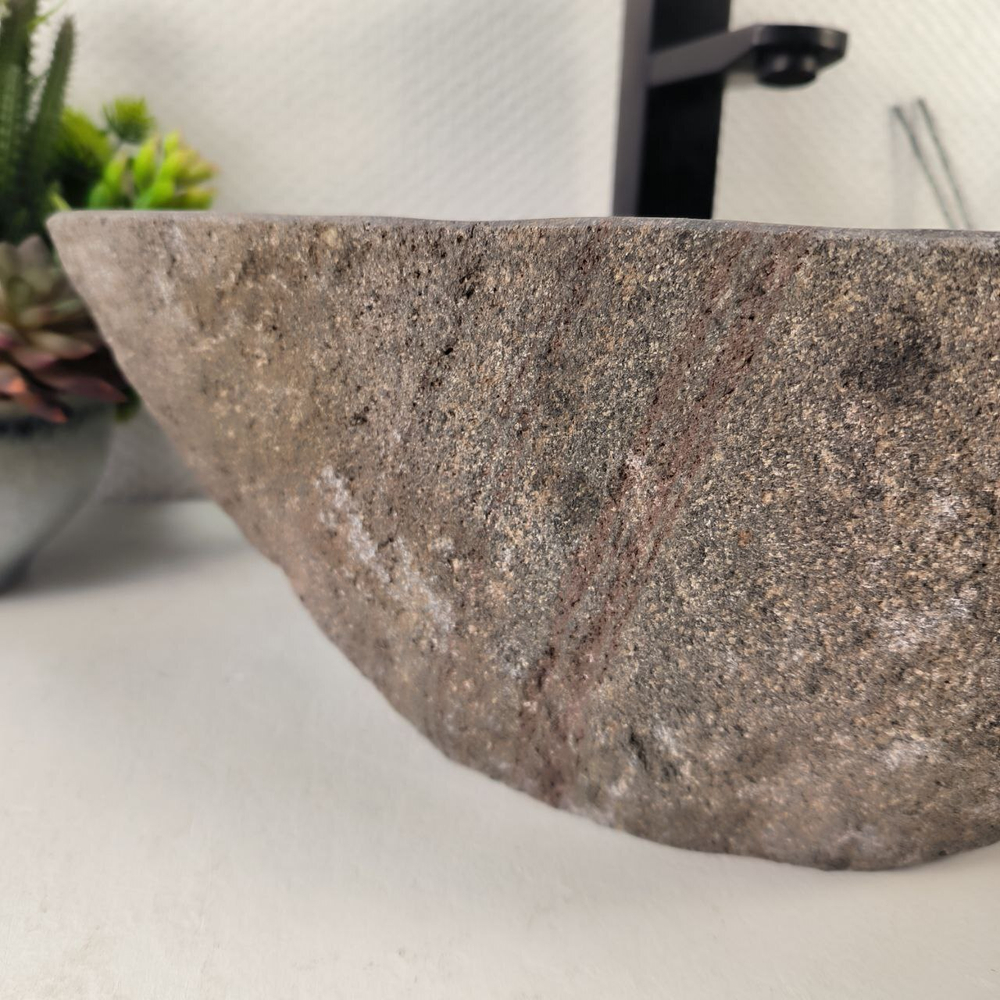 Раковина из речного камня RS-64988 54*37*15 0862