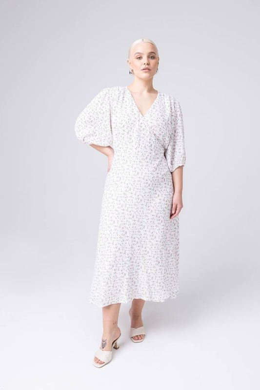 Платье на запах из вискозы, цветочный принт