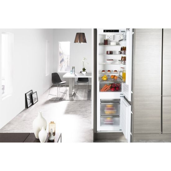 Встраиваемый холодильник Whirlpool ART 9810/A+