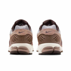 Nike Air Zoom Vomero 5 "Dusted Clay"
