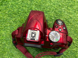 Nikon D3300 Красный 2000 кадров