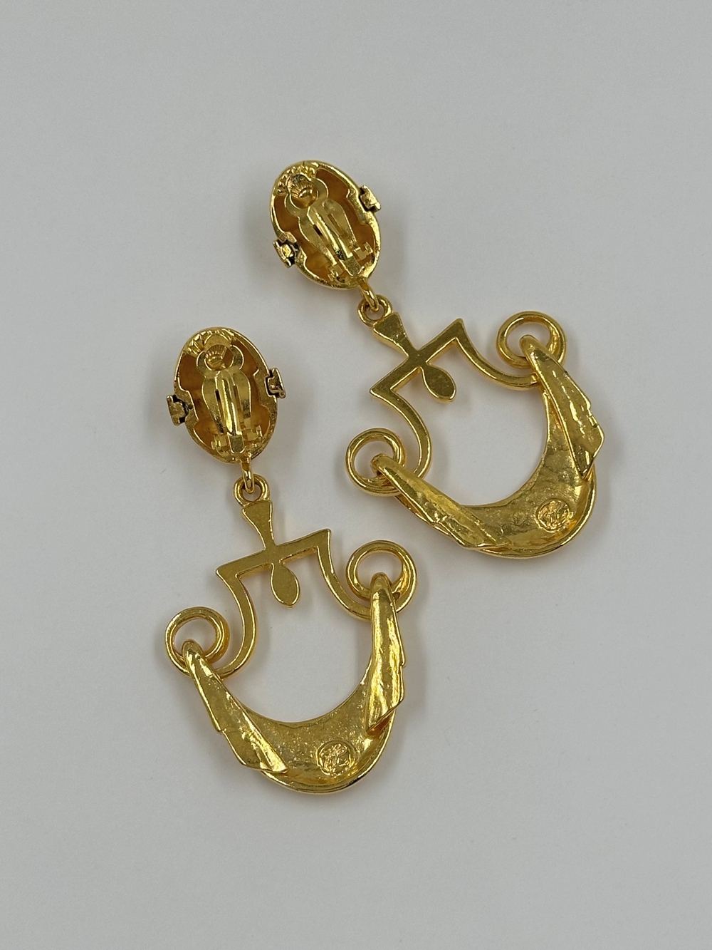 Клипсы Karl Lagerfeld