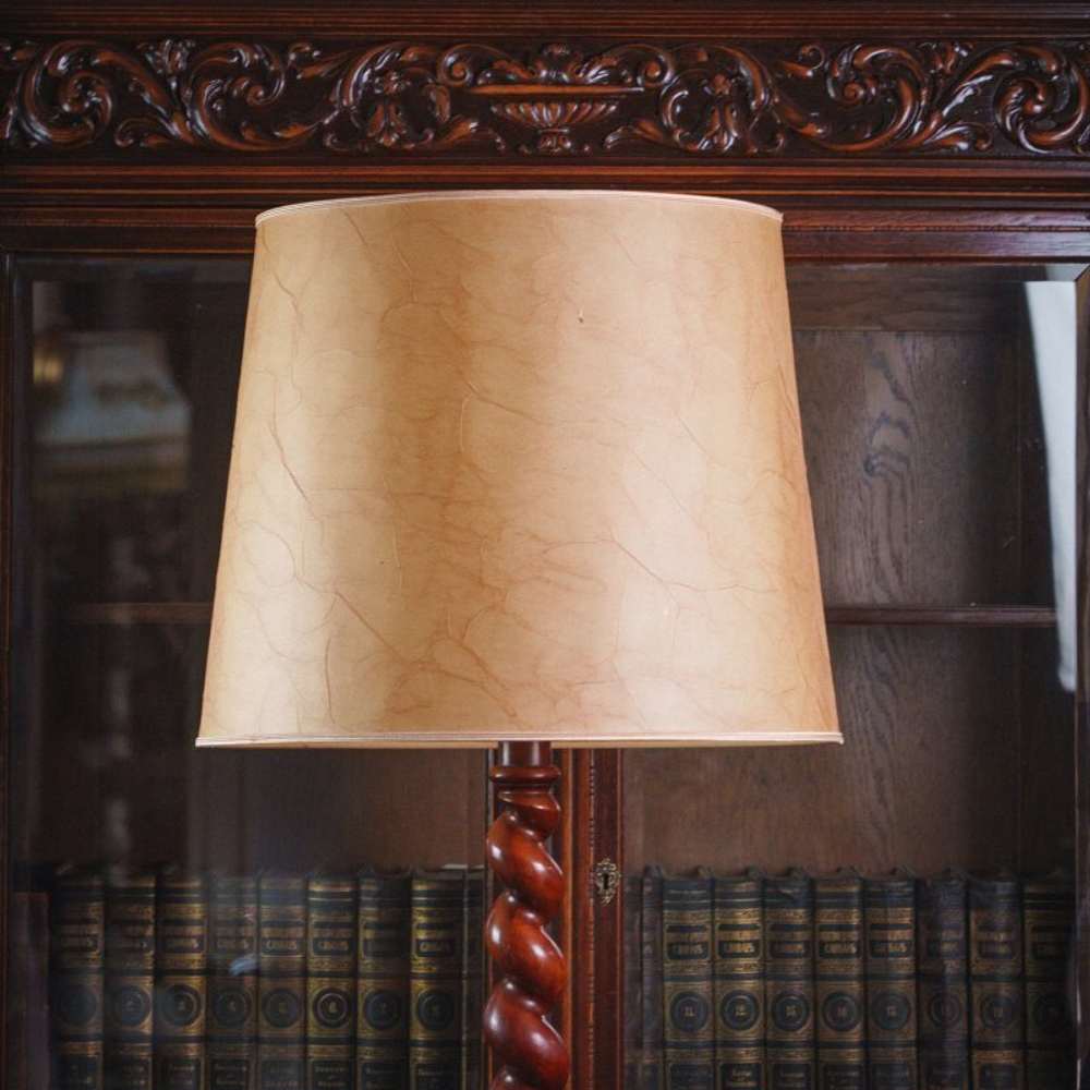 Антикварный напольный торшер в стиле Барокко