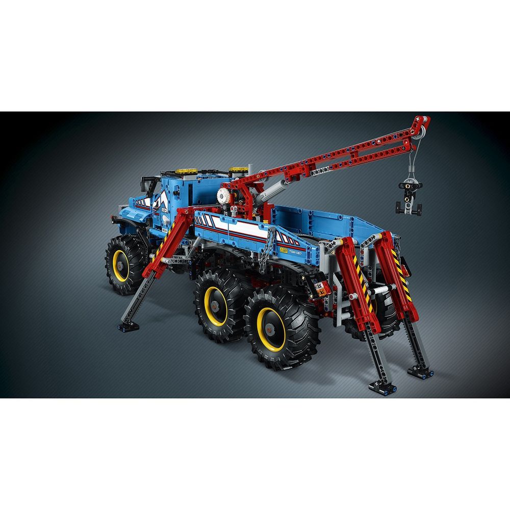 Аварийный внедорожник 6х6 на пульте управления 2 в 1 Technic  LEGO