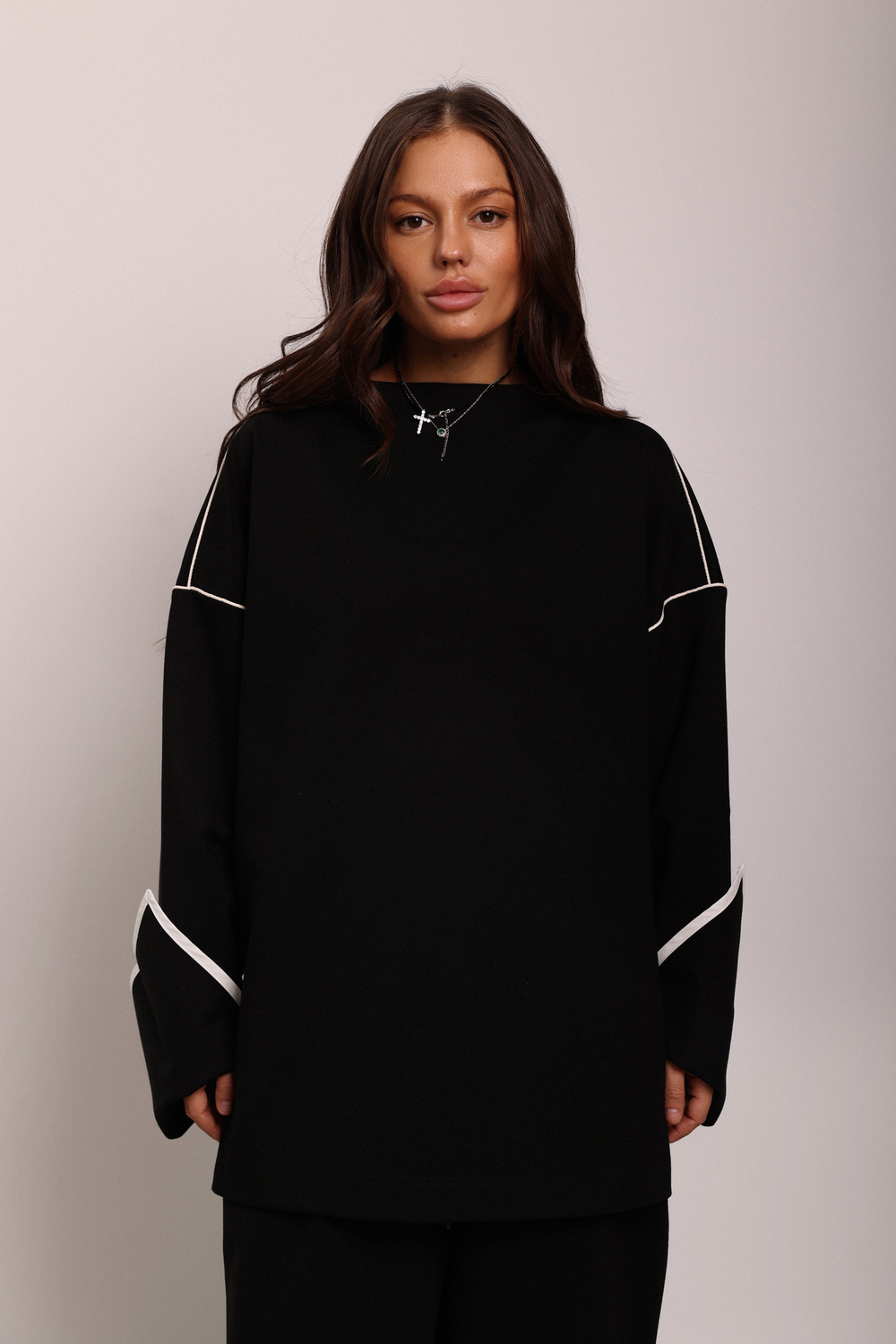 Джемпер с кантами из джерси