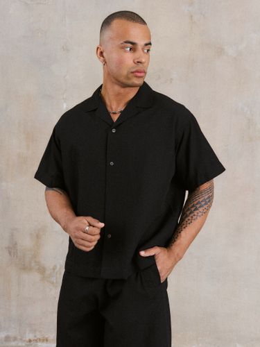 Черный хлопковый костюм Heathen с шортами и брюками