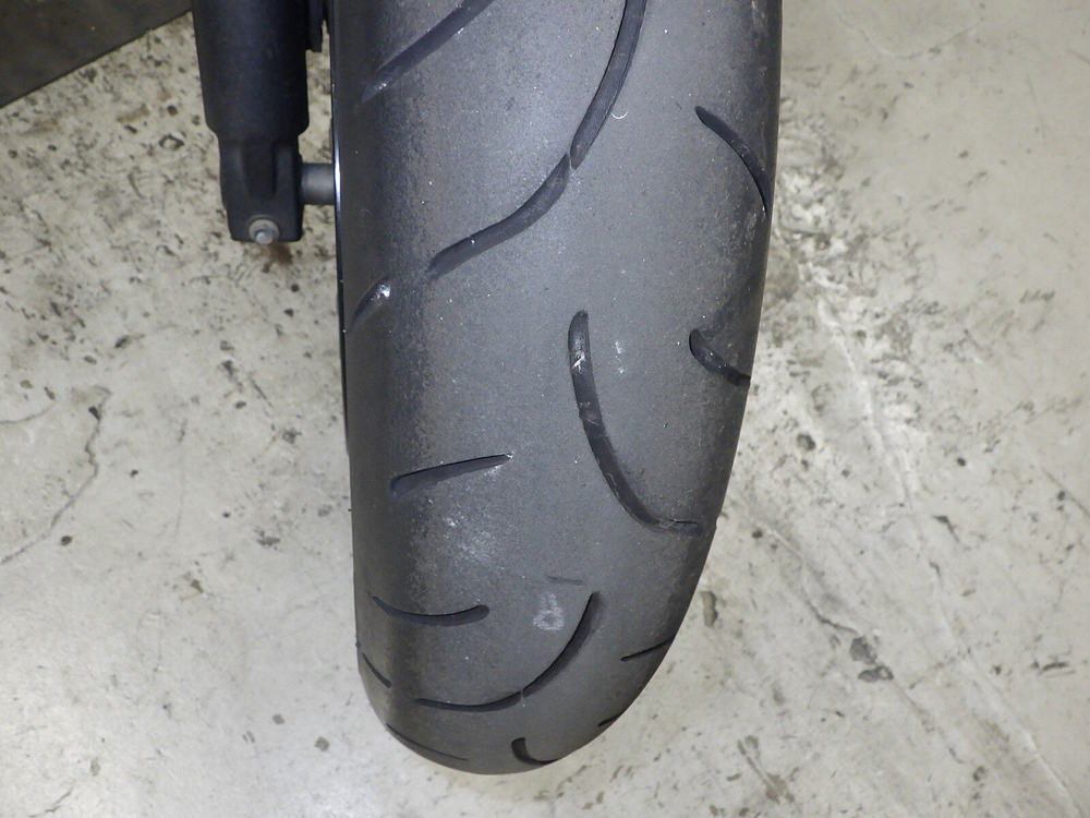 Suzuki Gladius SFV400 , 2014
