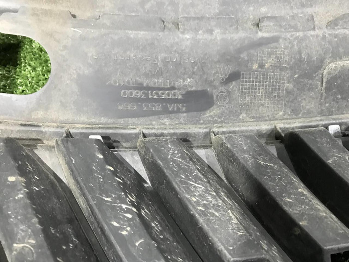 Решетка радиатора Skoda Rapid 1 (2012-2020)