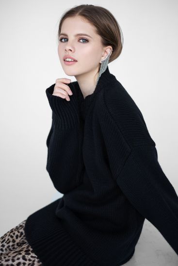 AIM  удлиненный.Цвет черный. 50% шерсть мериноса.