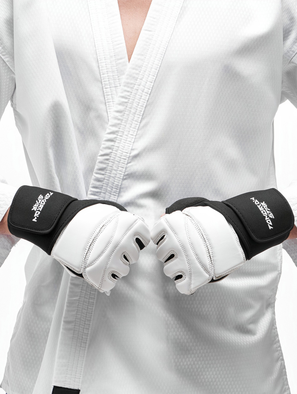 Перчатки для тхэквондо Tomorrow Star Vortex черно-белые
