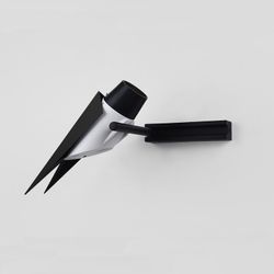 Настенный светильник STRIZH