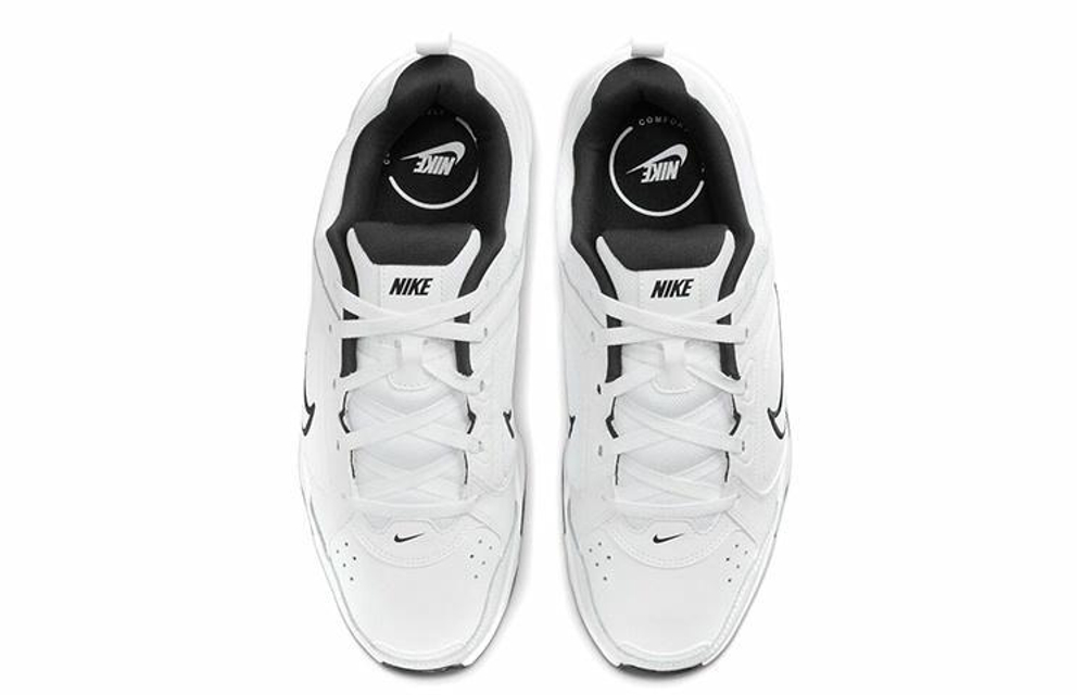 Кроссовки Nike Defyallday