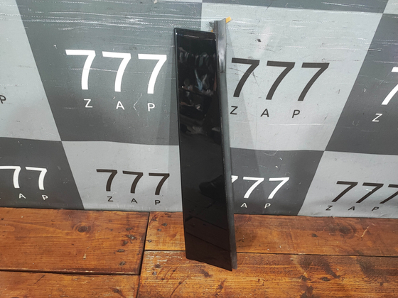 Накладка двери задней правой Camry XV70 Новая Оригинал 75761011