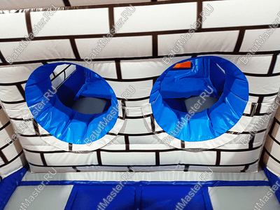 Надувная полоса препятствий "Дворцовое средневековье"