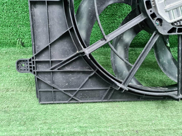 Диффузор с вентилятором EXEED RX (2023-н.в.)