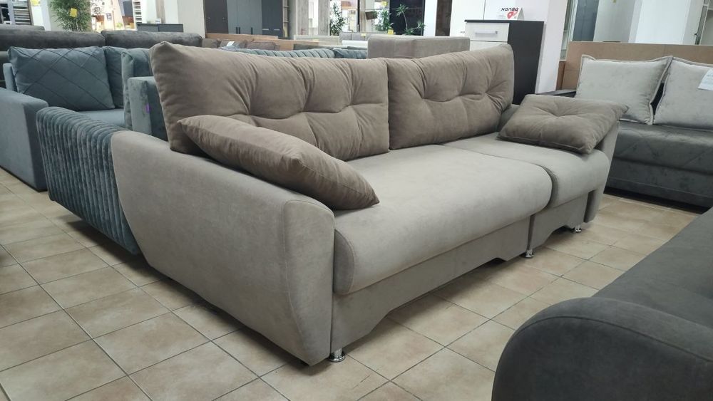 Угол "Мадрид" универсальный в ассортименте