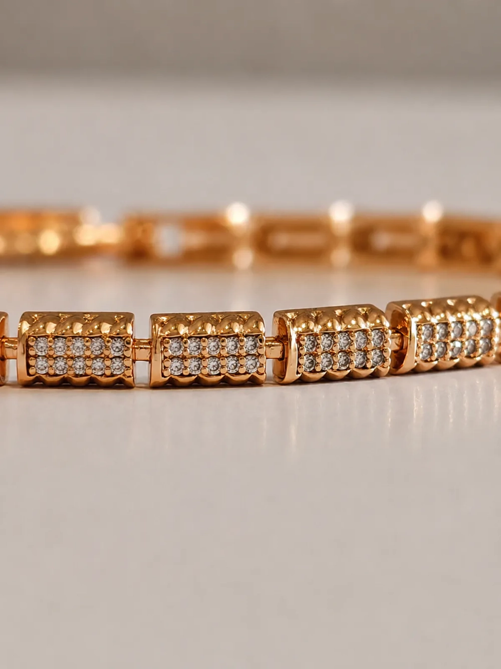 Браслет Xuping «Бриллиантовая дорожка» Gold