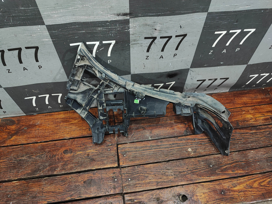 Кронштейн переднего бампера Mercedes GLE (V167) 18-нв Б/У Оригинал A1678855403