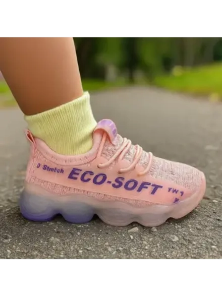 Детские летние кроссовки модные стильные.