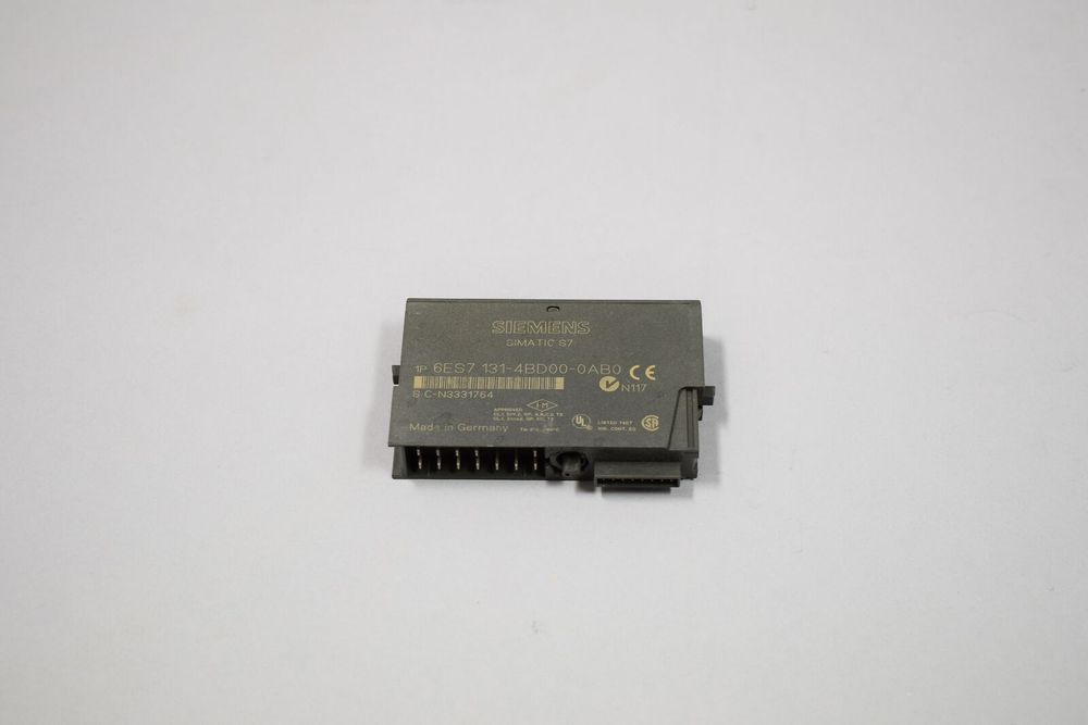 SIEMENS 6ES7131-4BD00-0AB0