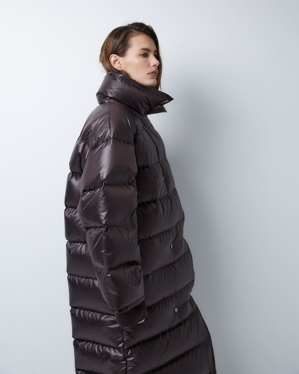 Пуховик двубортный темный шоколад