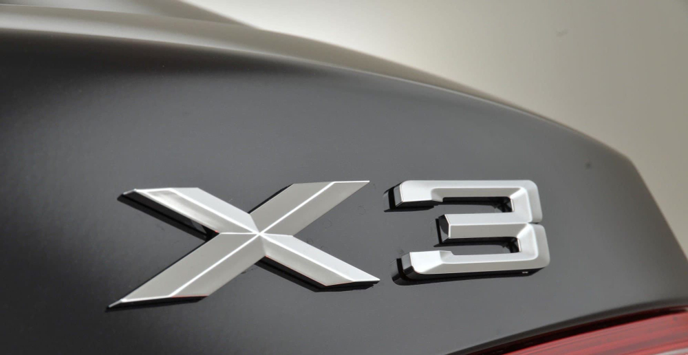 Надпись X3 BMW / Шильдик X3 БМВ
