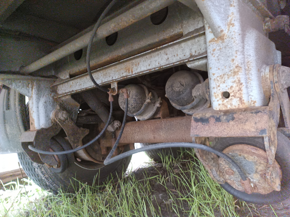 TITAN LC9411* Полуприцеп шторный LC9411XXY